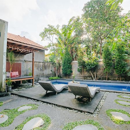 Sebujan Grand Aurora Motel Ubud Exterior foto